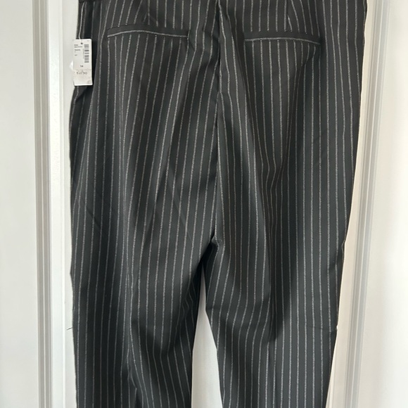 Ladies Pants - Picture 1 of 3